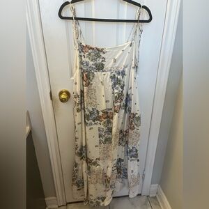 Levi’s floral sundress Size L